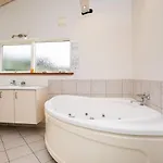 בית נופש Luxury Retreat In Gronhoj-by Traum